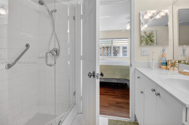 12540 Majesty Cir 303, Boynton Beach, FL 33437