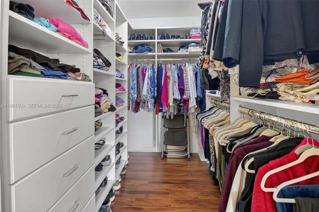 12540 Majesty Cir 303, Boynton Beach, FL 33437