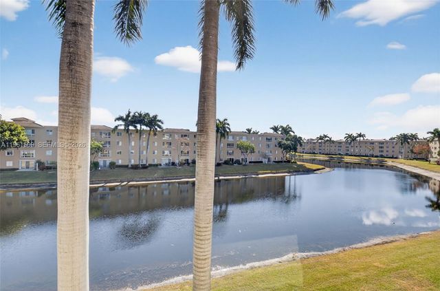 12540 Majesty Cir 303, Boynton Beach, FL 33437