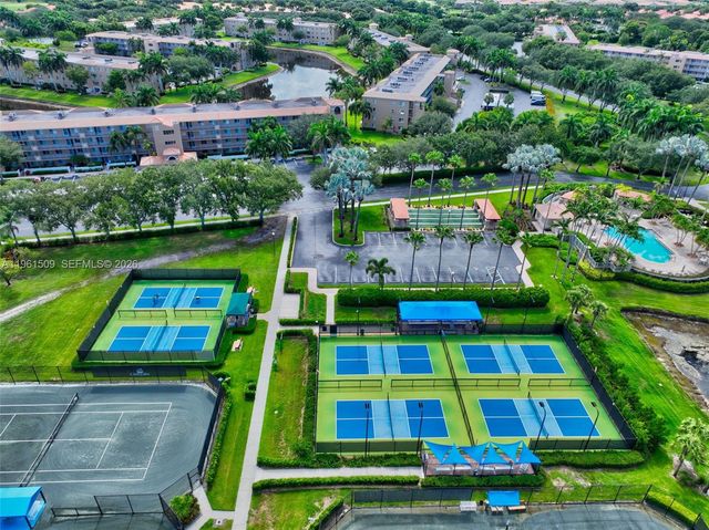 12540 Majesty Cir 303, Boynton Beach, FL 33437