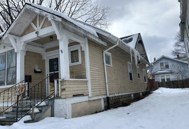 2324 EAST Avenue, Erie, PA 16503