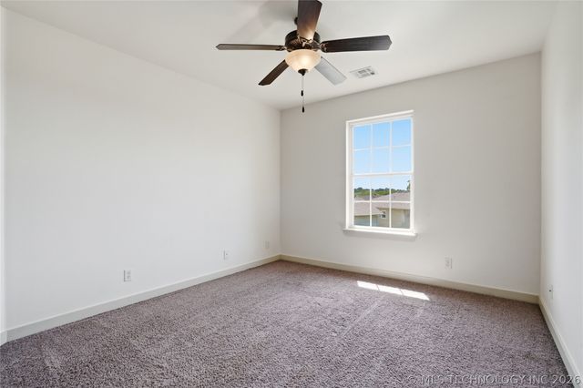 2413 W 109th Street S, Jenks, OK 74037