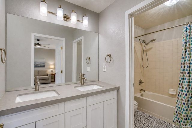 16515 Umpire Court, Hudson, CO 80642