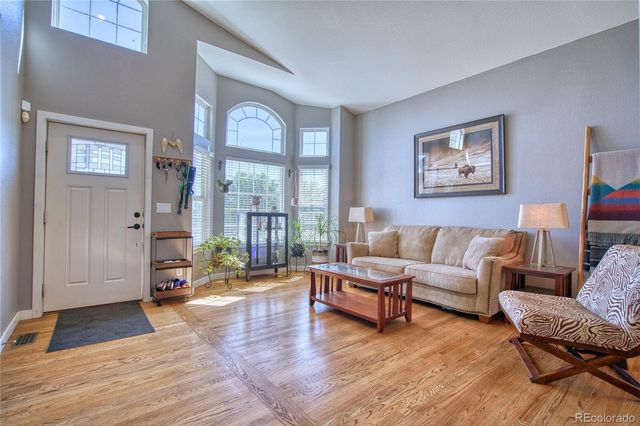 16515 Umpire Court, Hudson, CO 80642