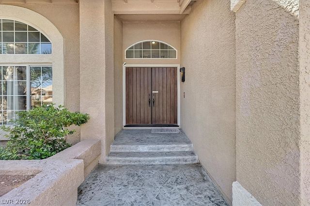 8209 Tivoli Cove Drive, Las Vegas, NV 89128