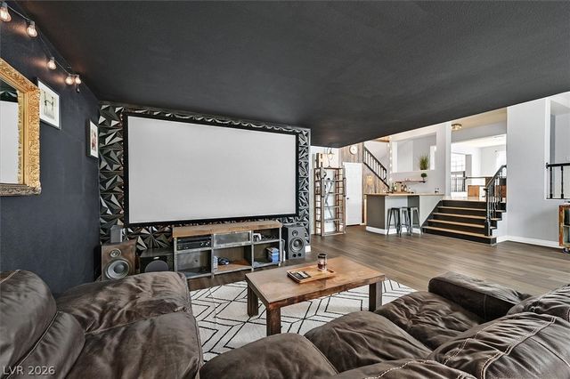 8209 Tivoli Cove Drive, Las Vegas, NV 89128