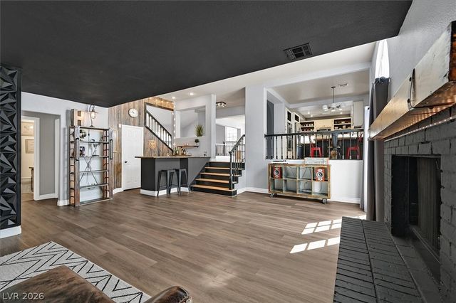 8209 Tivoli Cove Drive, Las Vegas, NV 89128