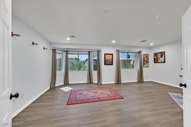 8209 Tivoli Cove Drive, Las Vegas, NV 89128