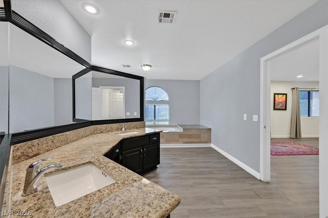 8209 Tivoli Cove Drive, Las Vegas, NV 89128