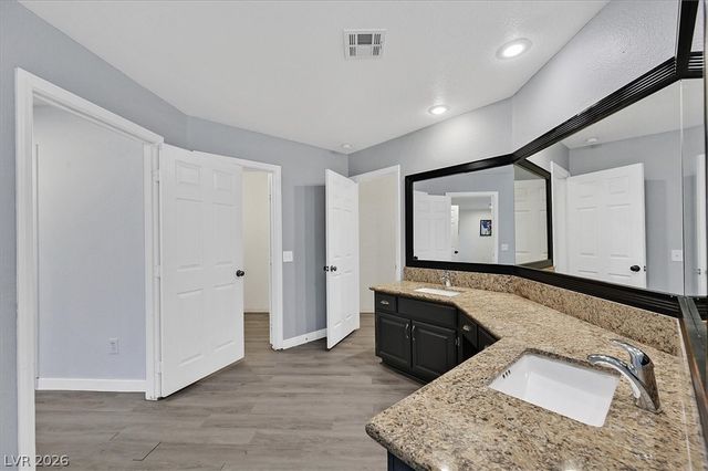 8209 Tivoli Cove Drive, Las Vegas, NV 89128