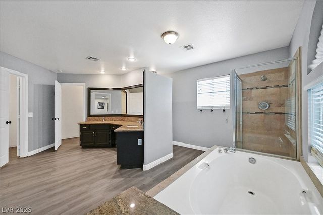 8209 Tivoli Cove Drive, Las Vegas, NV 89128