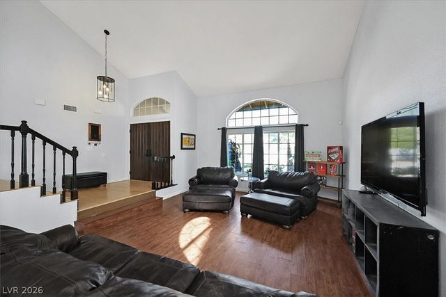 8209 Tivoli Cove Drive, Las Vegas, NV 89128