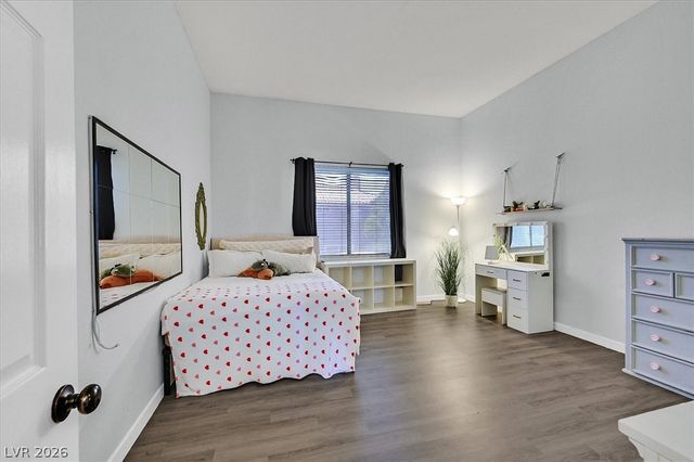 8209 Tivoli Cove Drive, Las Vegas, NV 89128