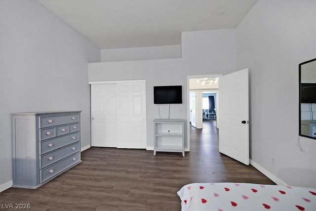 8209 Tivoli Cove Drive, Las Vegas, NV 89128