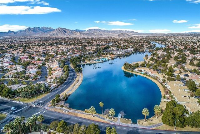 8209 Tivoli Cove Drive, Las Vegas, NV 89128