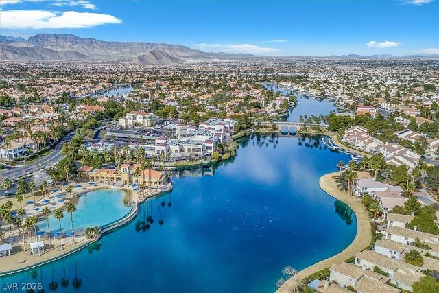 8209 Tivoli Cove Drive, Las Vegas, NV 89128