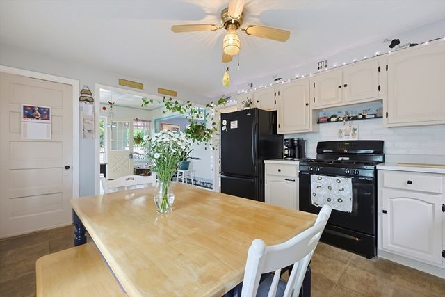 36 Laurier St, Worcester, MA 01603