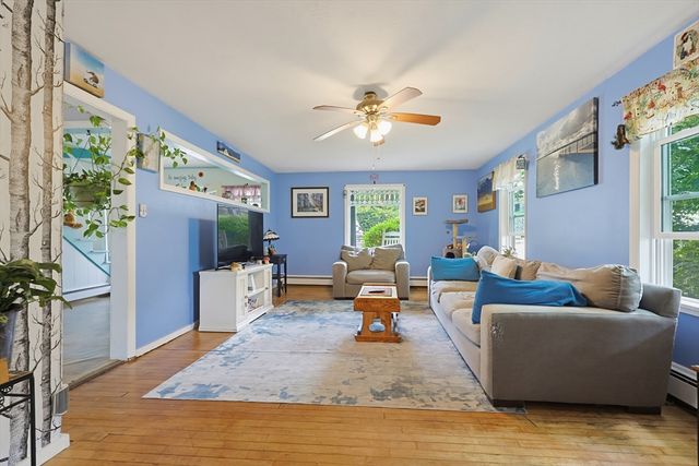 36 Laurier St, Worcester, MA 01603