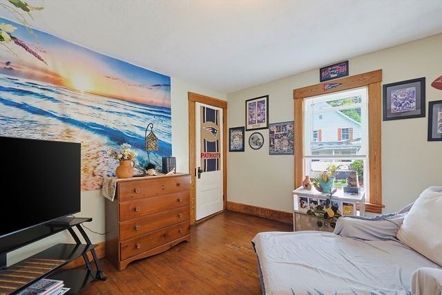 36 Laurier St, Worcester, MA 01603