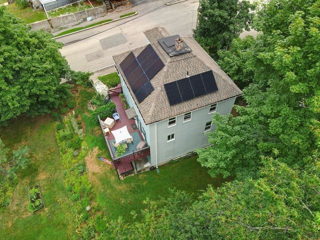 36 Laurier St, Worcester, MA 01603