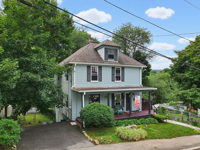 36 Laurier St, Worcester, MA 01603