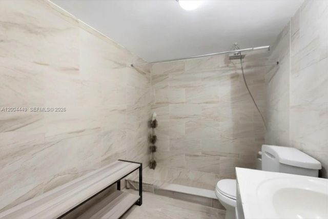 3527 NE 168th Street 409, North Miami Beach, FL 33160