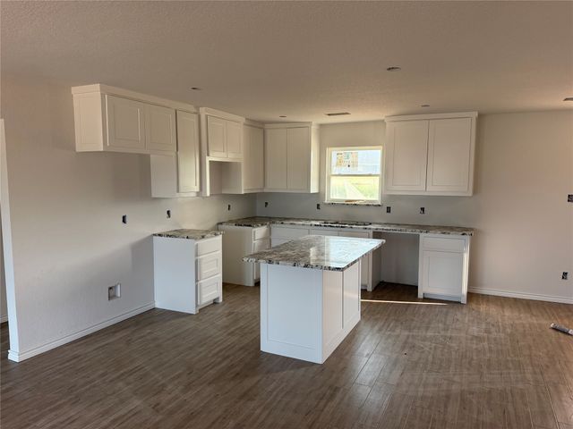 1008 Virgil Court, Springtown, TX 76082