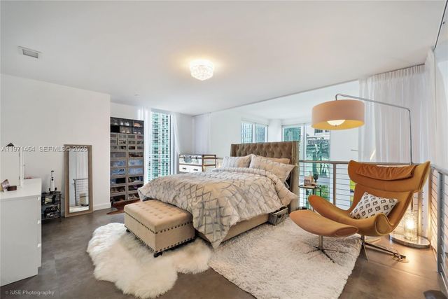 1060 Brickell Ave 1003, Miami, FL 33131