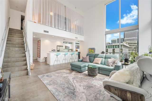 1060 Brickell Ave 1003, Miami, FL 33131