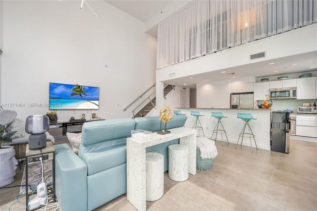 1060 Brickell Ave 1003, Miami, FL 33131