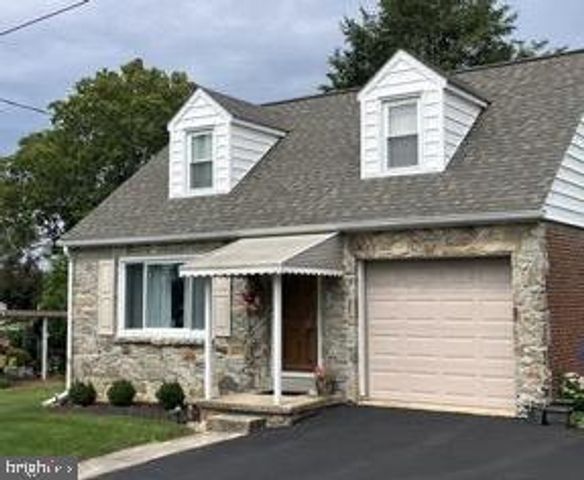 1615 BUTTERCUP RD, Lancaster, PA 17602