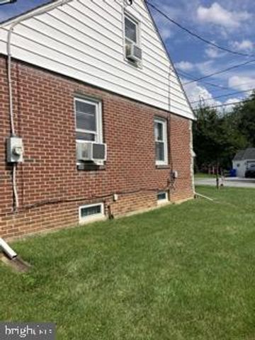 1615 BUTTERCUP RD, Lancaster, PA 17602