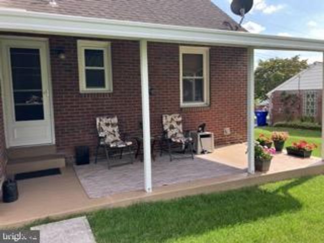 1615 BUTTERCUP RD, Lancaster, PA 17602