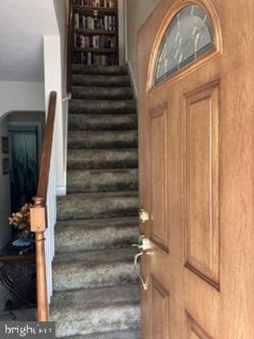 1615 BUTTERCUP RD, Lancaster, PA 17602