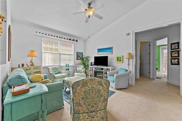 144 BANYAN BAY DRIVE, St Petersburg, FL 33705