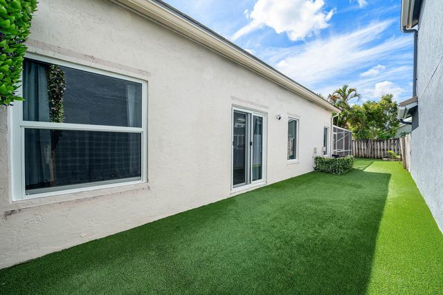 7369 Ashley Shores Circle, Lake Worth, FL 33467