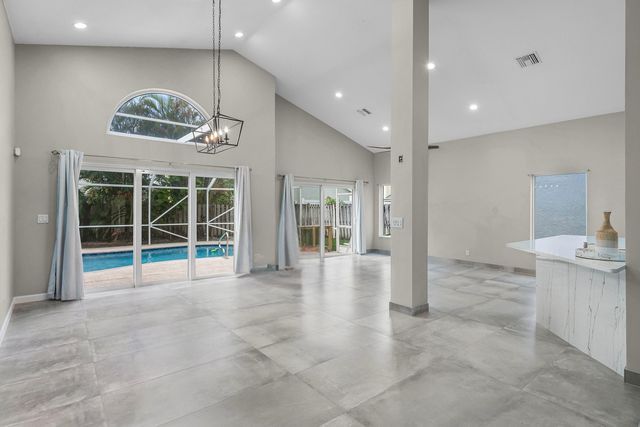 7369 Ashley Shores Circle, Lake Worth, FL 33467