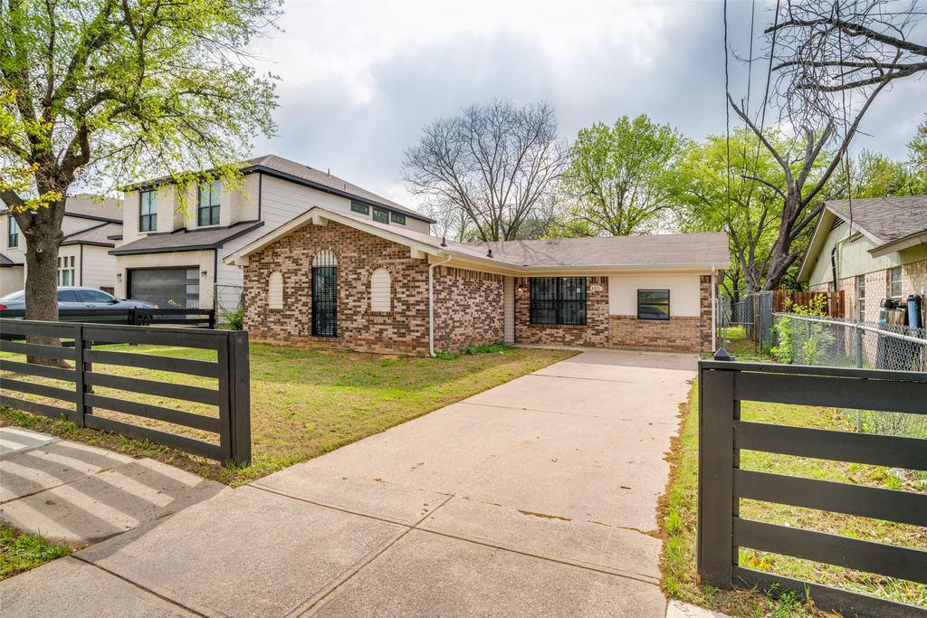 4011 Abilene Street, Dallas, TX 75212