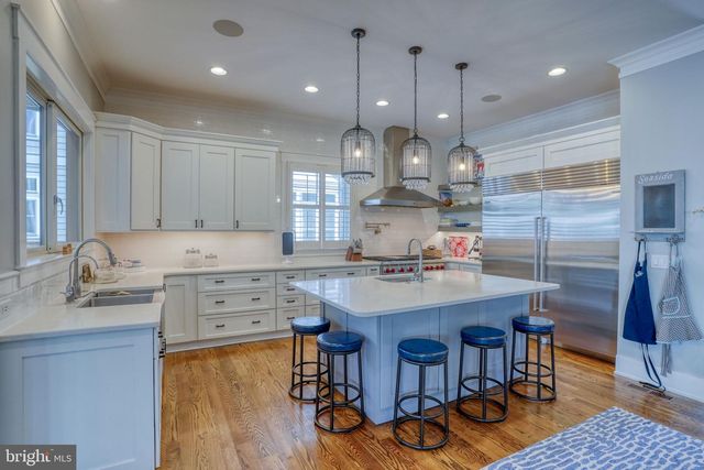 121 LAUREL ST, Rehoboth Beach, DE 19971