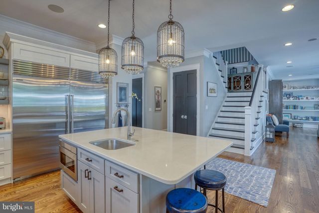 121 LAUREL ST, Rehoboth Beach, DE 19971