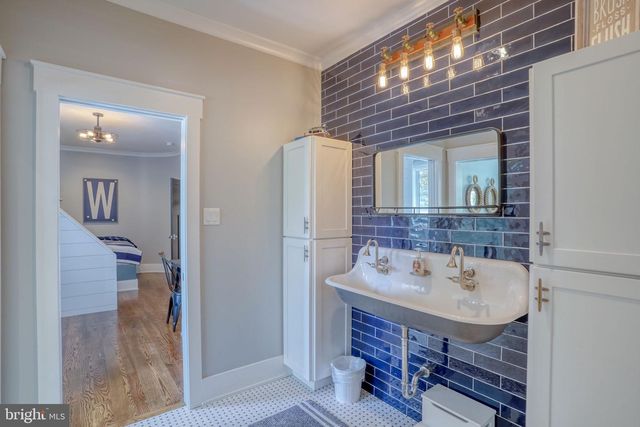 121 LAUREL ST, Rehoboth Beach, DE 19971