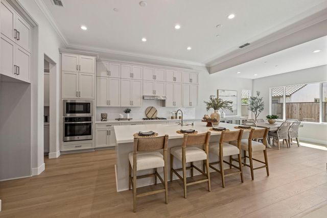 2920 La Jolla Way, Lodi, CA 95242