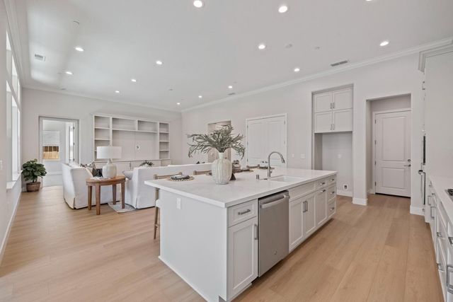 2920 La Jolla Way, Lodi, CA 95242