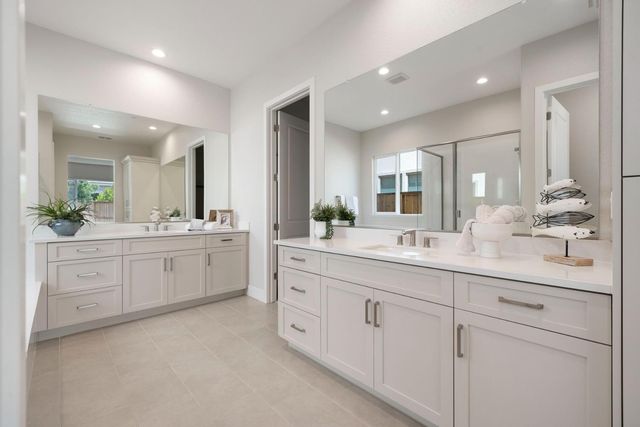 2920 La Jolla Way, Lodi, CA 95242