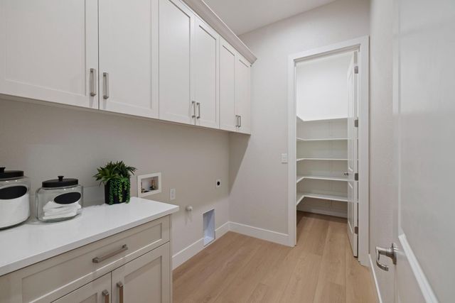 2920 La Jolla Way, Lodi, CA 95242