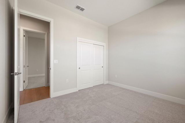 2920 La Jolla Way, Lodi, CA 95242
