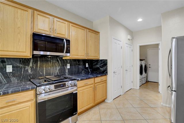 2512 Corvus Street, Henderson, NV 89044