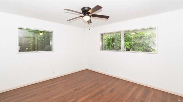 0915 N 015 E, Lagrange, IN 46761