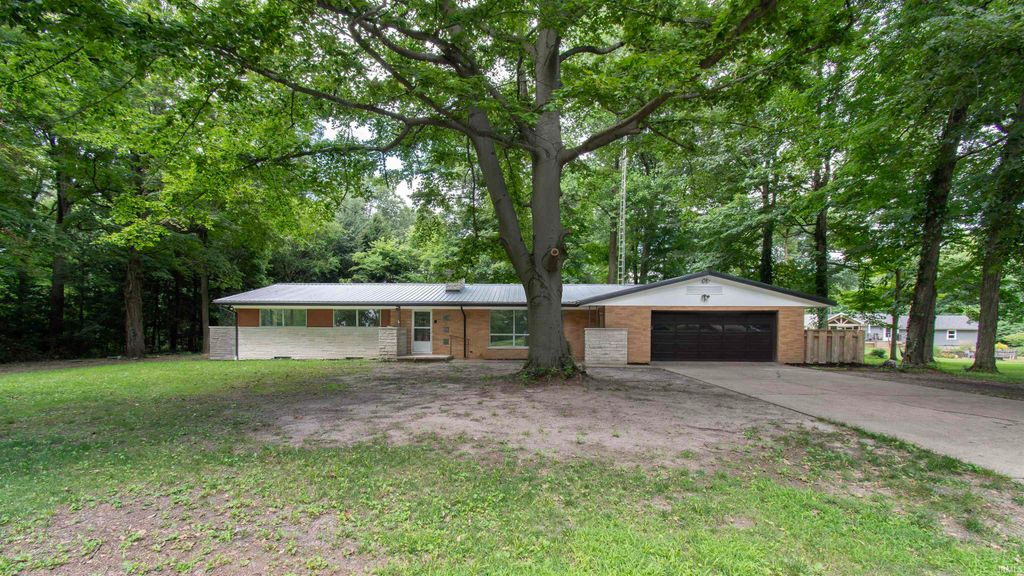 0915 N 015 E, Lagrange, IN 46761