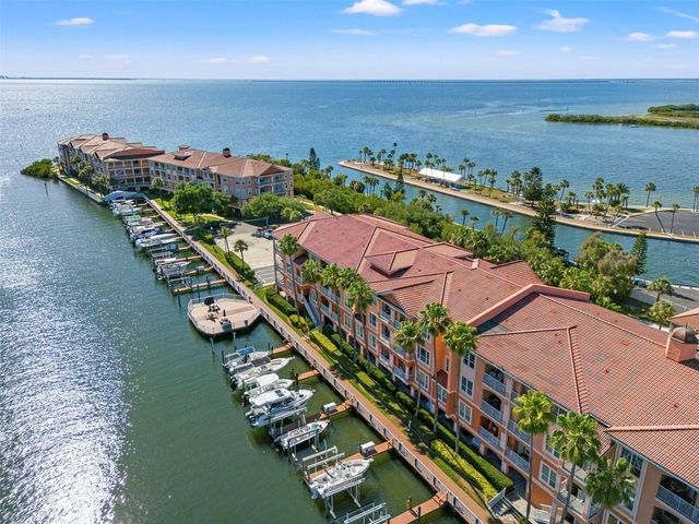 5000 CULBREATH KEY WAY 1-107, Tampa, FL 33611